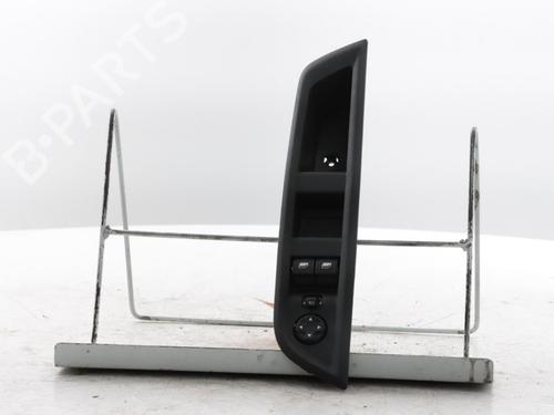 Used Switch Switch CITROËN C3 IV (CC_, CB_) 1.2 PureTech 100 (CCHPV4) (101 hp) 33846002 33846002