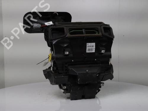 Used Heater matrix box RENAULT KADJAR (HA_, HL_) 1.3 TCe 160 (HLNC) (160 hp) 28797139