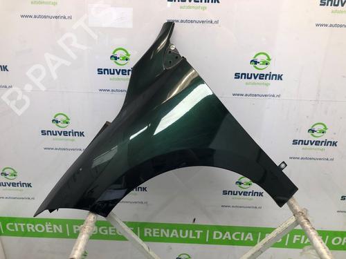 left-front-fenders-renault-megane-iii-hatchback-bz01_-b3_-16-16v-bz1b-bz1h-631017297r-631010047r-2008-17982341 main image