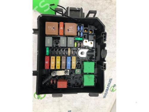 Used Fuse box Fuse box OPEL CORSA F (P2JO) 1.2 (68) (75 hp) 40580880 40580880