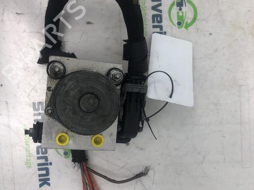 ABS Bremseaggregat IVECO DAILY VI Van 35S17, 35C17, 40C17, 50C17, 55C17, 60C17, 65C17, 70C17 (170 hp) 30185501