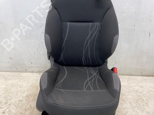 Right front seat PEUGEOT 208 I (CA_, CC_) 1.2 VTI 82 | BP31627898C16