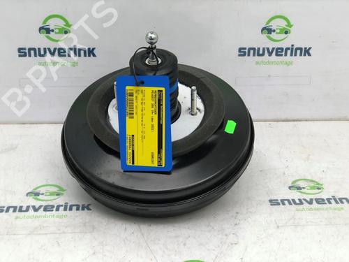 Used Servo brake PEUGEOT 208 II (UB_, UP_, UW_, UJ_) 1.2 PureTech 100 (101 hp) 18414101