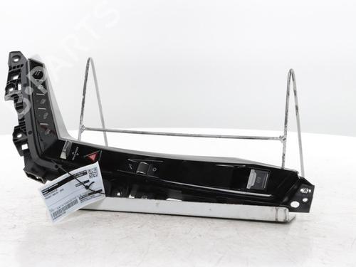 Used Middle console Middle console PEUGEOT 3008 III (KA_, KB_, KC_) Hybrid 136 (KAHPYE) (136 hp) 33845750 33845750