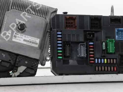 Used Engine control unit (ECU) Engine control unit (ECU) 39508016 39508016