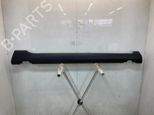 Used Right sideskirt Right sideskirt PEUGEOT 2008 I (CU_) 1.2 VTi (82 hp) 33814026 33814026