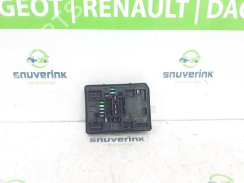 Used Fuse box Fuse box 24477136 24477136