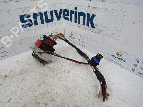 Used Heater resistor RENAULT CLIO II (BB_, CB_) 1.2 16V (BB05, BB0W, BB11, BB27, BB2T, BB2U, BB2V, CB05,... (75 hp) 11781878