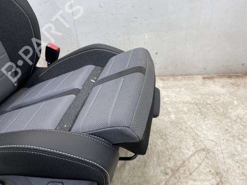 Right front seat OPEL GRANDLAND (OV64) 1.2 MHEV | BP30758148C16 - Image 7