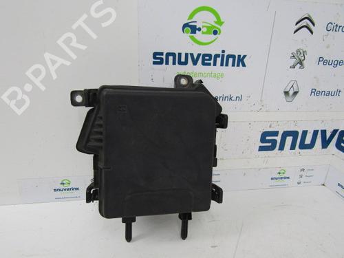 Used Fuse box RENAULT MEGANE III Grandtour (KZ0/1) 1.5 dCi (KZ09, KZ0D, KZ1G, KZ29, KZ14, KZ1W, KZ10, KZ1F,... (110 hp) 10793744