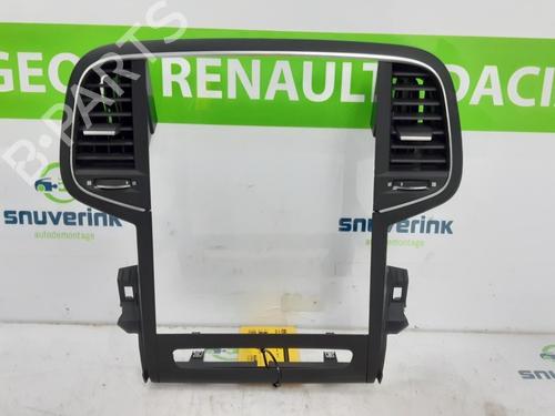 Used Air vent RENAULT MEGANE IV Grandtour (K9A/M/N_) 1.3 TCe 115 (K9N9) (116 hp) 27970944