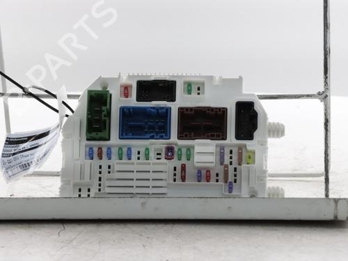 Used Fuse box Fuse box PEUGEOT 3008 III (KA_, KB_, KC_) Hybrid 136 (KAHPYE) (136 hp) 33845719 33845719