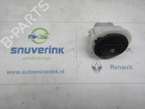 Used Switch RENAULT MEGANE II Estate (KM0/1_) 1.6 (113 hp) 10781730