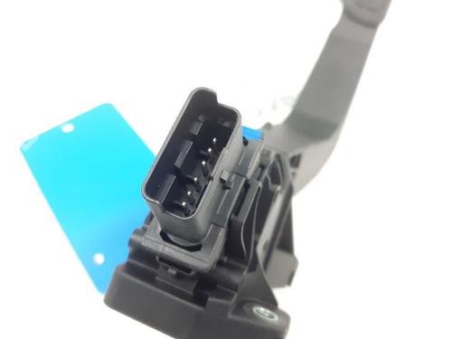 Pedal PEUGEOT 2008 II (UD_, US_, UY_, UJ_, UR_, UC_) 1.2 PureTech 130 (USHNS, URHNS) | BP20499631I4 
