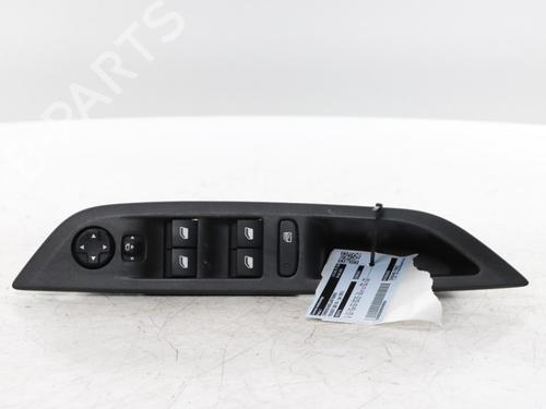Used Switch Switch PEUGEOT 208 II (UB_, UP_, UW_, UJ_) 1.2 PureTech 100 (101 hp) 34423235 34423235