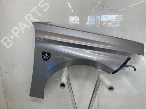Used Right front fenders Right front fenders 36779943 36779943