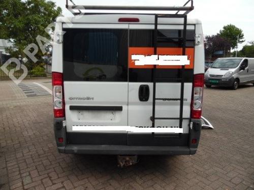 tailgate-citroen-jumper-ii-van-22-hdi-100-8702a4-1617322880-2006-10793501 main image