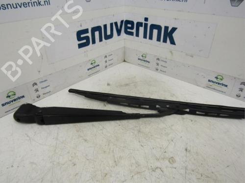 Used Rear windshield wiper arm Rear windshield wiper arm PEUGEOT PARTNER Box Body/MPV (5_, G_) 1.9 D (69 hp) 40593881 40593881