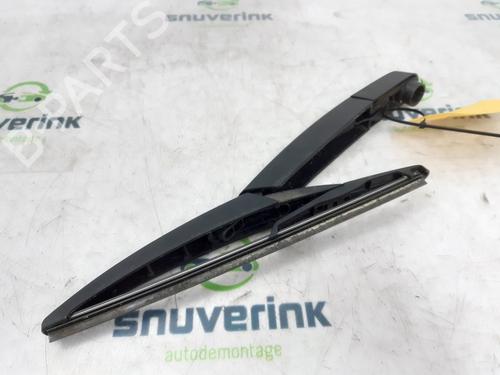 Used Rear windshield wiper arm RENAULT CAPTUR II (HF_) TCe 140 (HFN0) (140 hp) 27287412