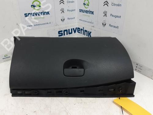 Used Glove box Glove box 10800237 10800237