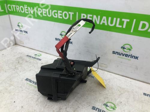 Fuse box RENAULT TWINGO II (CN0_) 1.2 16V (CN04, CN0B) | BP24647671E1 - Image 2