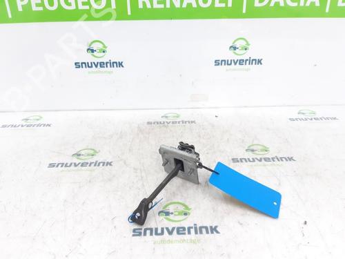 Used Hinge/Door check strap PEUGEOT 308 SW I (4E_, 4H_) 1.6 16V (120 hp) 13570111