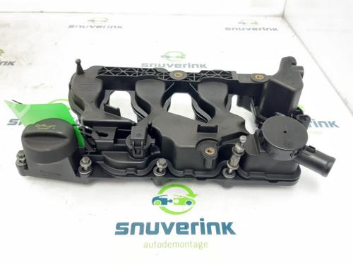 Used Valve cover PEUGEOT EXPERT Van (V_) 1.5 BlueHDi 120 (120 hp) 13195026