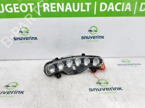 right-daytime-light-citroen-ds3-sa_-16-vti-120-9671962180-2009-2010-2011-2012-2013-2014-2015-2016-16649127 main image