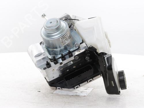 Servo brake VOLVO V60 II (225) T6 Plug-in Hybrid AWD | BP38111096M42 - Image 7