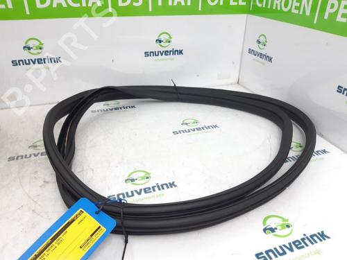 Used Rubber door seal PEUGEOT 108 1.0 VTi 72 (72 hp) 23122560