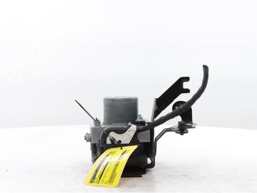 Used ABS pump ABS pump RENAULT ARKANA I (LCM_, LDN_) 1.6 E-TECH 145 (LDMU) (143 hp) 30758331 30758331