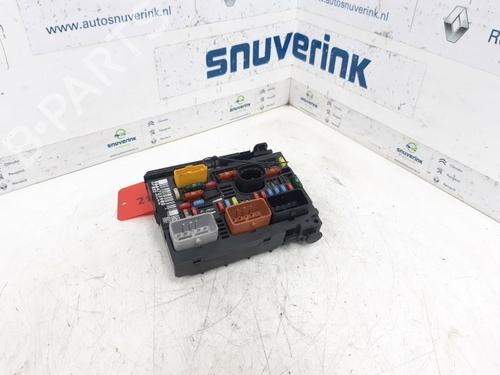 Used Fuse box CITROËN C4 Picasso I MPV (UD_) 1.6 HDi 110 (112 hp) 21195037