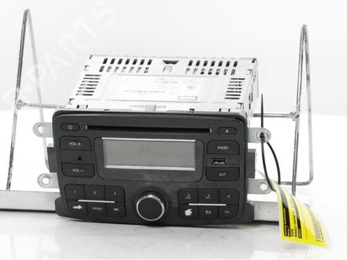 Used Radio Radio RENAULT CAPTUR I (J5_, H5_) 0.9 TCe 90 (90 hp) 38618536 38618536