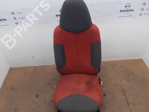 Used Right front seat Right front seat PEUGEOT 107 (PM_, PN_) 1.0 (68 hp) 10799233 10799233