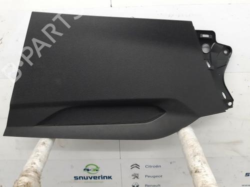 Middle console PEUGEOT 3008 II SUV (MC_, MR_, MJ_, M4_) 1.2 THP/ PureTech 130 (MRHNSM, MRHNSU, MRHNSJ, MRHNYW,... | BP10799673I22 