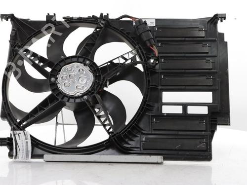 Used Radiator fan Radiator fan BMW X1 (F48) sDrive 18 i (140 hp) 40297529 40297529