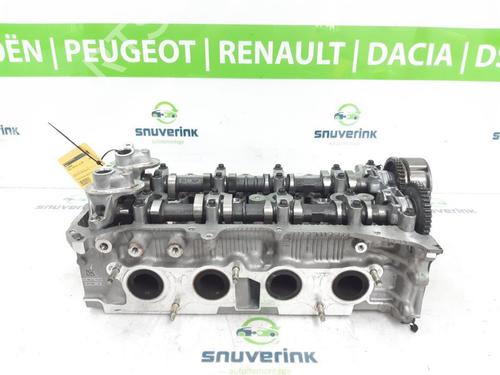Used Cylinder head Cylinder head 18950383 18950383