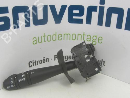 Used Headlight switch RENAULT CLIO II (BB_, CB_) 1.5 dCi (B/CB3M) (64 hp) 16409328