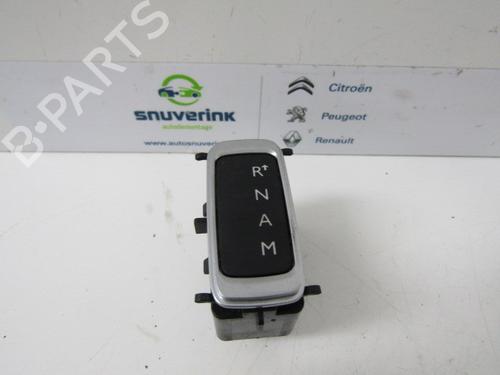 Used Display monitor PEUGEOT 508 I (8D_) 2.0 HDi Hybrid4 AWC (200 hp) 13190267