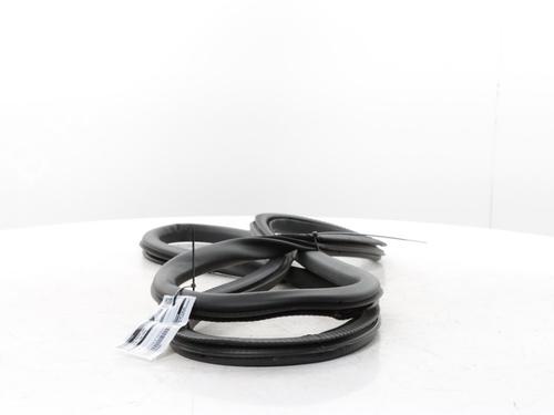 Gummiliste Gummiliste PEUGEOT 408 II (FP_, F3_, FM_) Hybrid 136 (FPHPYC) (136 hp) 33846136 33846136