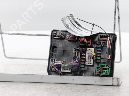 Used Fuse box Fuse box 34423233 34423233