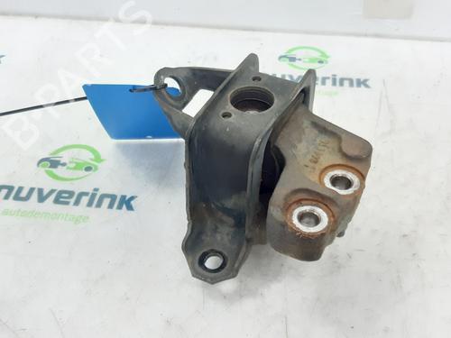 engine-mount-peugeot-108-10-vti-1612411380-2014-16206047 main image