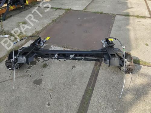 Used Rear axle Rear axle RENAULT KANGOO III Box Body/MPV E-Tech Electric (FJJA) (122 hp) 40584414 40584414
