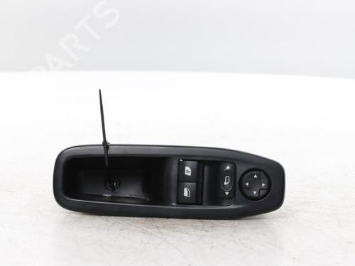 Kombi Kontakt / Stilkkontakt Kombi Kontakt / Stilkkontakt 38110822 38110822