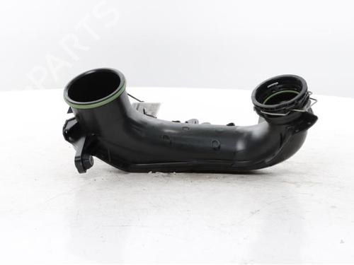 pipe-volvo-v60-ii-225-2018-37490310 main image