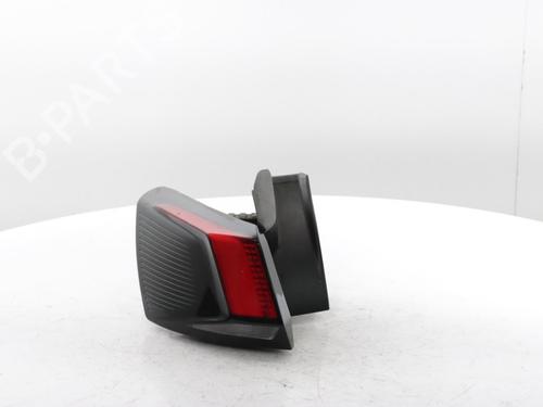 Used Right taillight PEUGEOT 3008 II SUV (MC_, MR_, MJ_, M4_) 1.2 THP/ PureTech 130 (MRHNSM, MRHNSU, MRHNSJ, MRHNYW,... (131 hp) 29426226