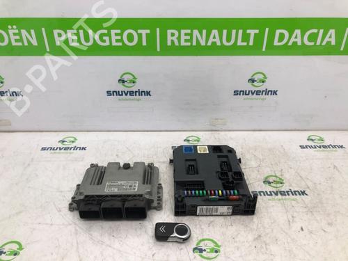 Used Engine control unit (ECU) Engine control unit (ECU) 18300997 18300997
