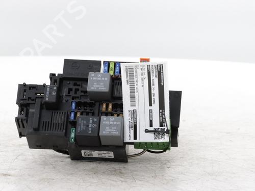 Used Fuse box Fuse box 38347690 38347690