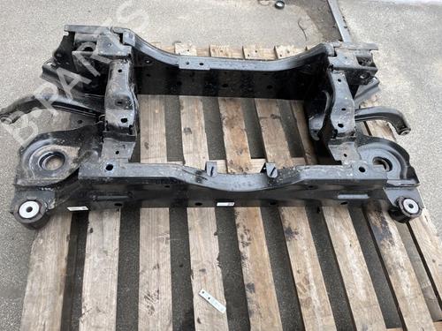 Used Subframe PEUGEOT 3008 III (KA_, KB_, KC_) e-210 (KCZKZX) (213 hp) 27687889