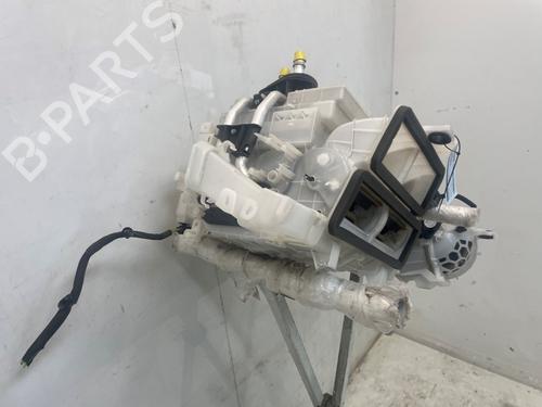 Heater matrix box PEUGEOT EXPERT Van (V_) 2.0 BlueHDi 120 | BP37461687M61 - Image 2